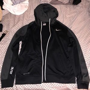 Nike Elite Therma-Fit hoodie